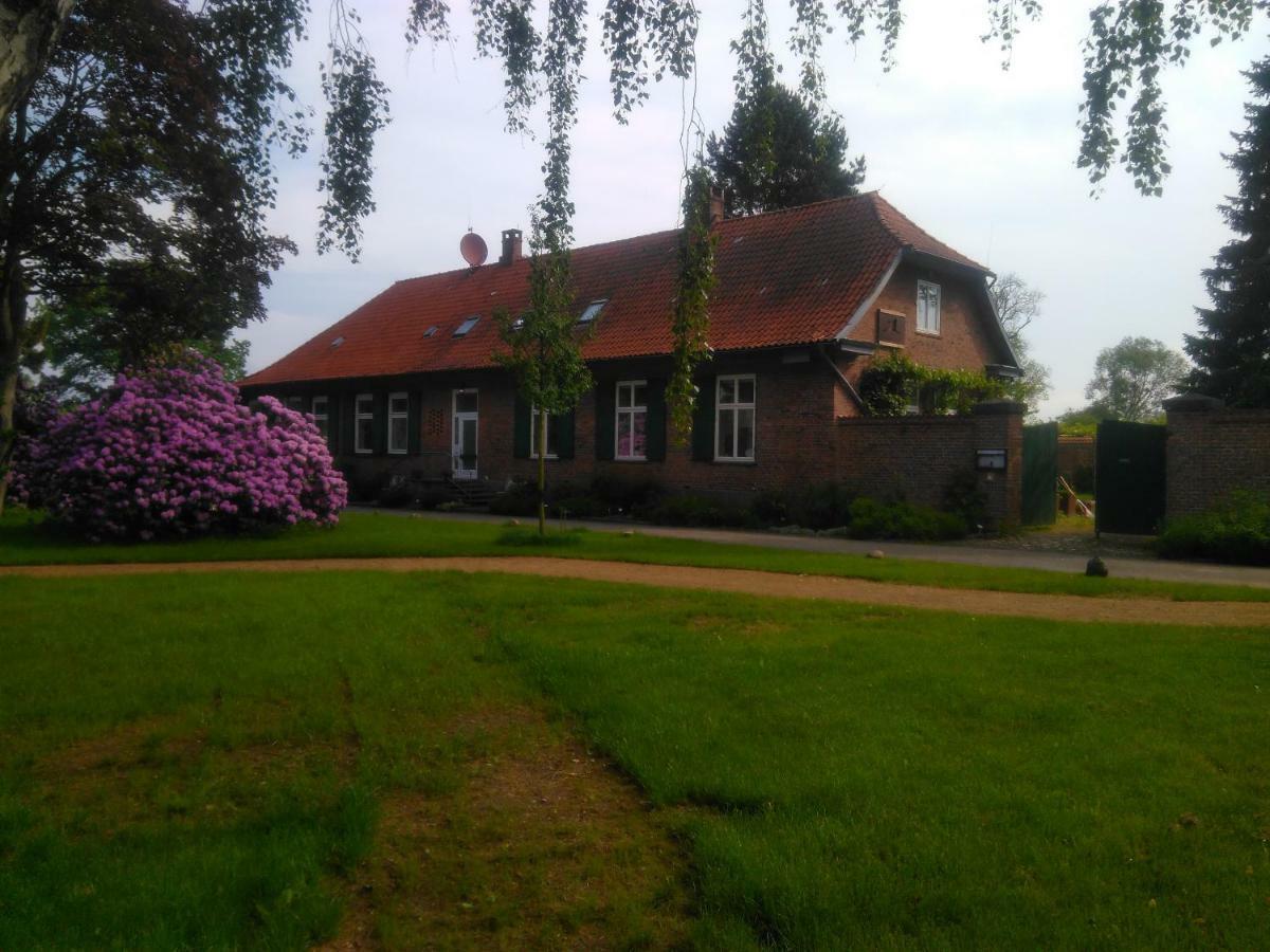 4 Sterne Wohnen "Zum Alten Forsthof" Am Schlosspark, App 1 "Smuck Und Groot" Eutin Eksteriør bilde